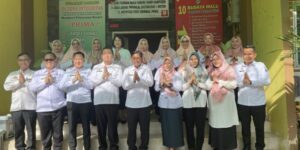 Dinas Kesehatan Kota Metro Gelar Apel Perdana Pasca Cuti Lebaran,Kadis Kesehatan Ajak Pegawai Semangat Gaspol Layani Masyarakat