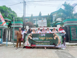 Berkah Ramadhan, Yayasan Jantung Indonesia Klub Jantung Remaja Kota Metro Turun ke Jalan Bagi-bagi Takjil